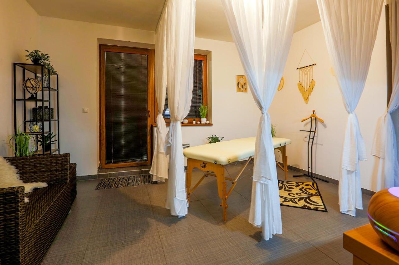 Apartmany Fatrapark 1 S Wellnessom Hrabovska Dolina 루좀베로크 외부 사진