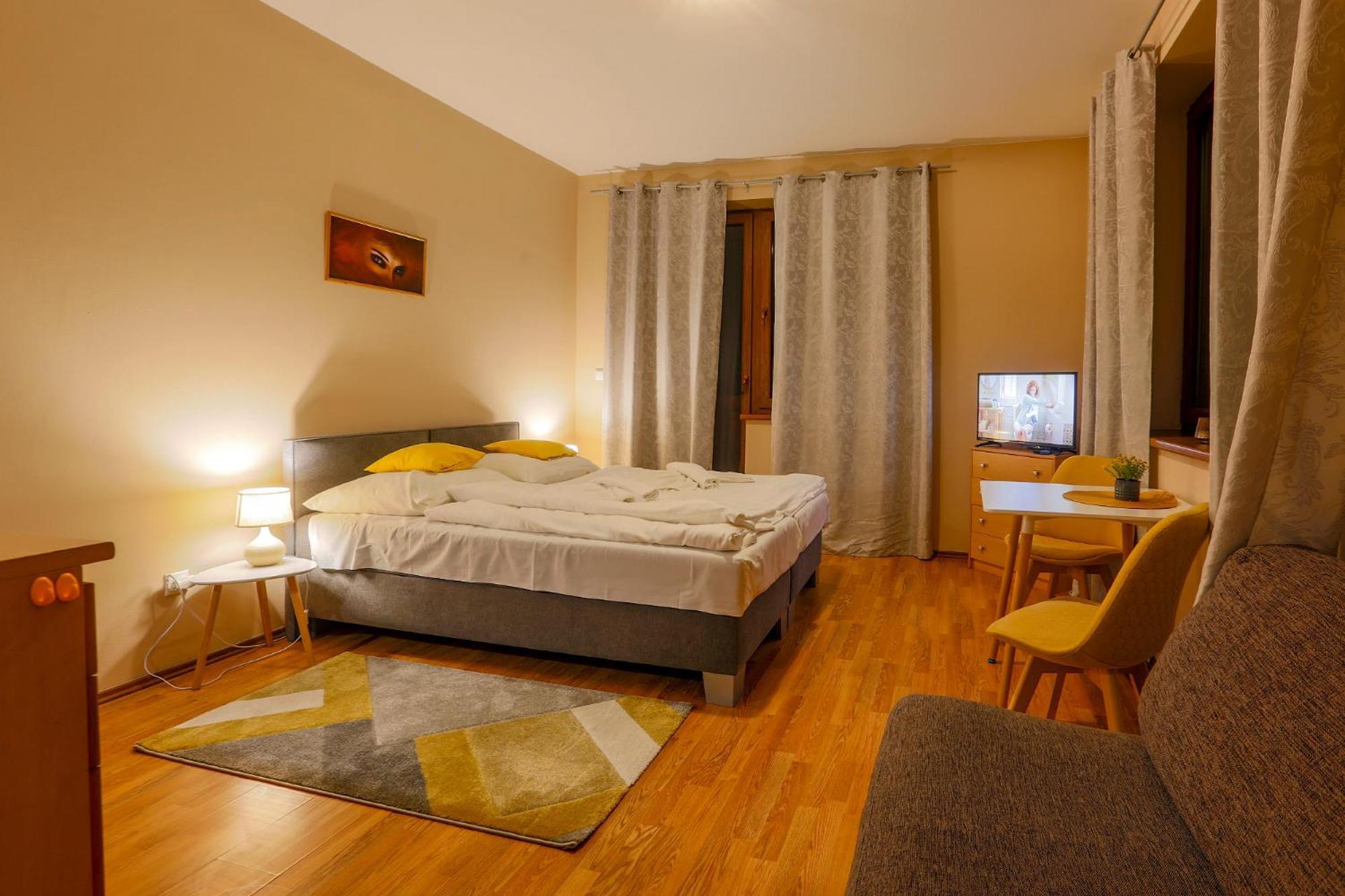 Apartmany Fatrapark 1 S Wellnessom Hrabovska Dolina 루좀베로크 외부 사진